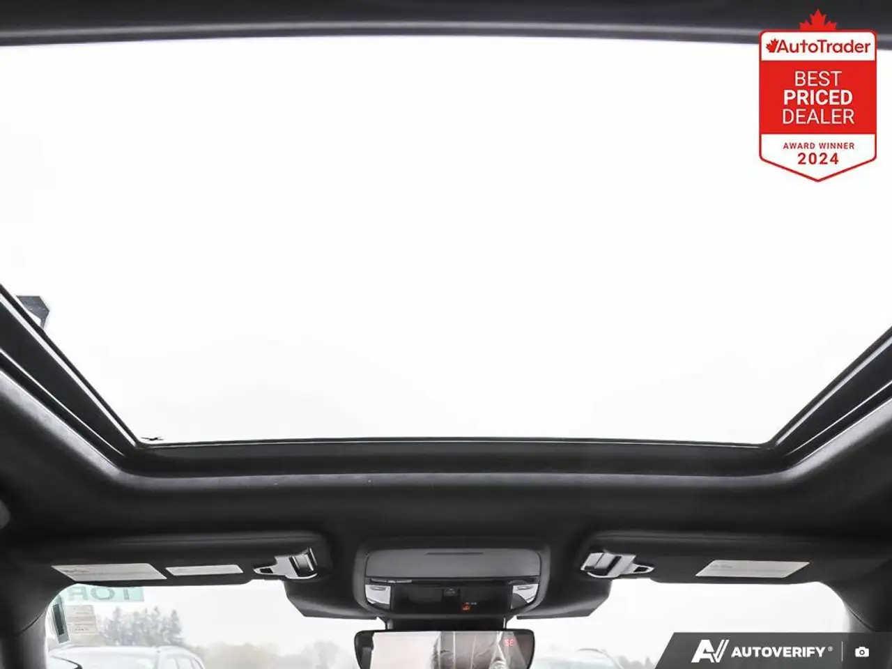 Subaru Forester снимка Subaru Forester
