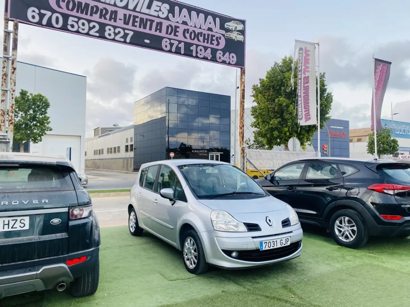 Renault Modus Grand 1.2 Authentique eco2 Gris - 1