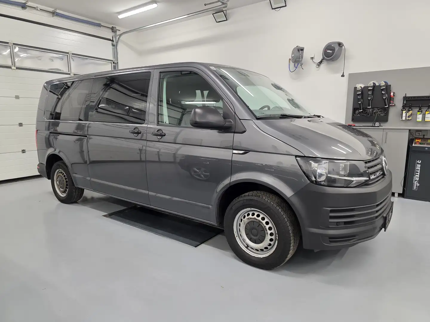 Volkswagen T6 Kombi Kombi *Langer Radstand* Grau - 2