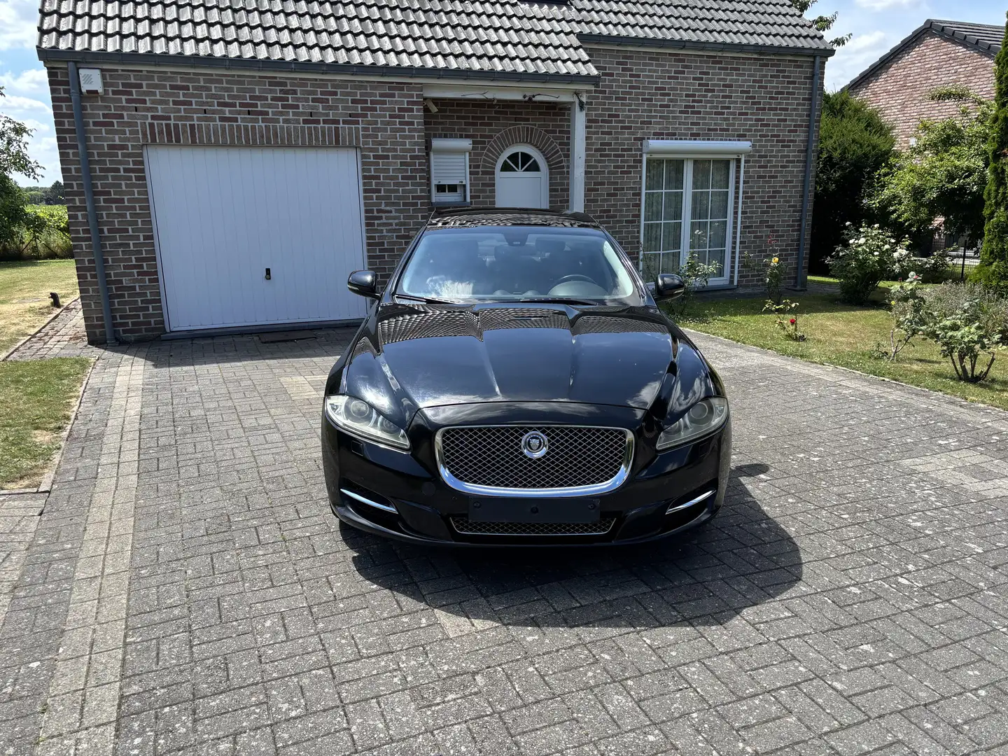Jaguar XJ 3.0 V6 Diesel S Luxury - 1
