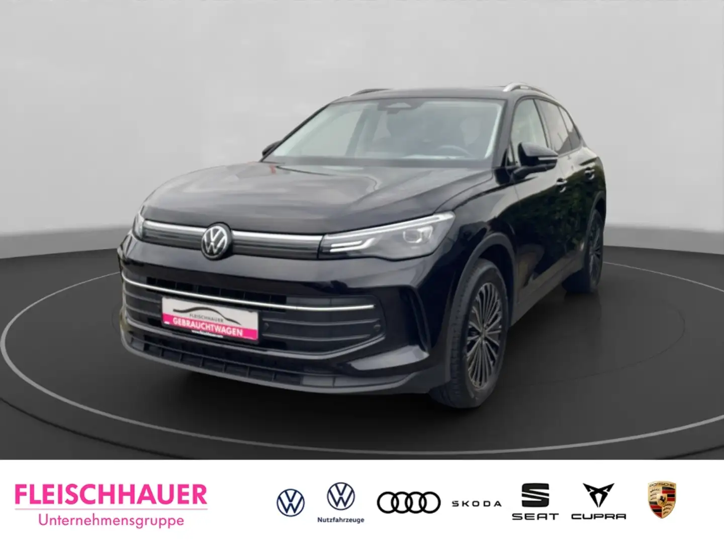 Volkswagen Tiguan 2.0 TDI Life Navi VC RFK LED Apple CarPlay Android Schwarz - 1