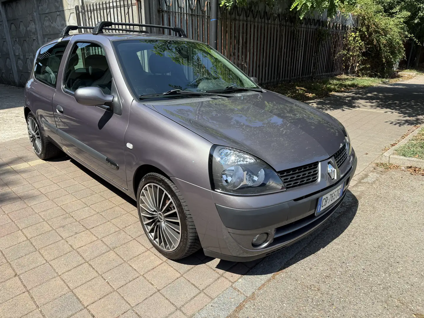 Renault Clio 3p 1.4 16v Initiale Bronzo - 1
