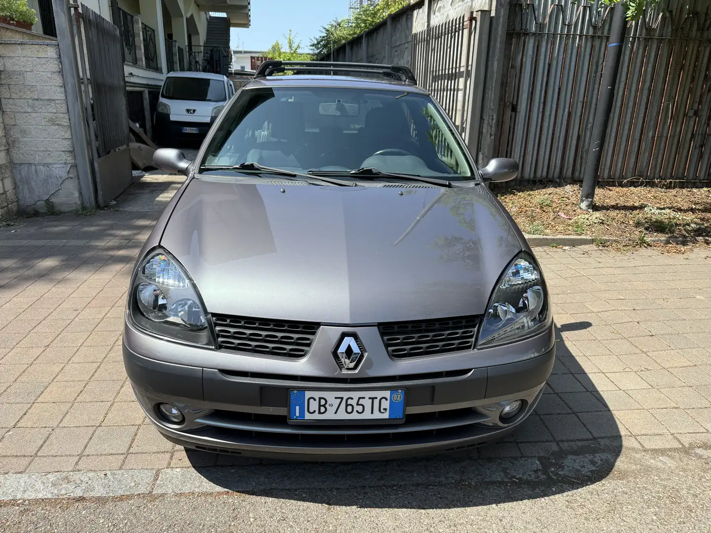 Renault Clio 3p 1.4 16v Initiale Bronzo - 2
