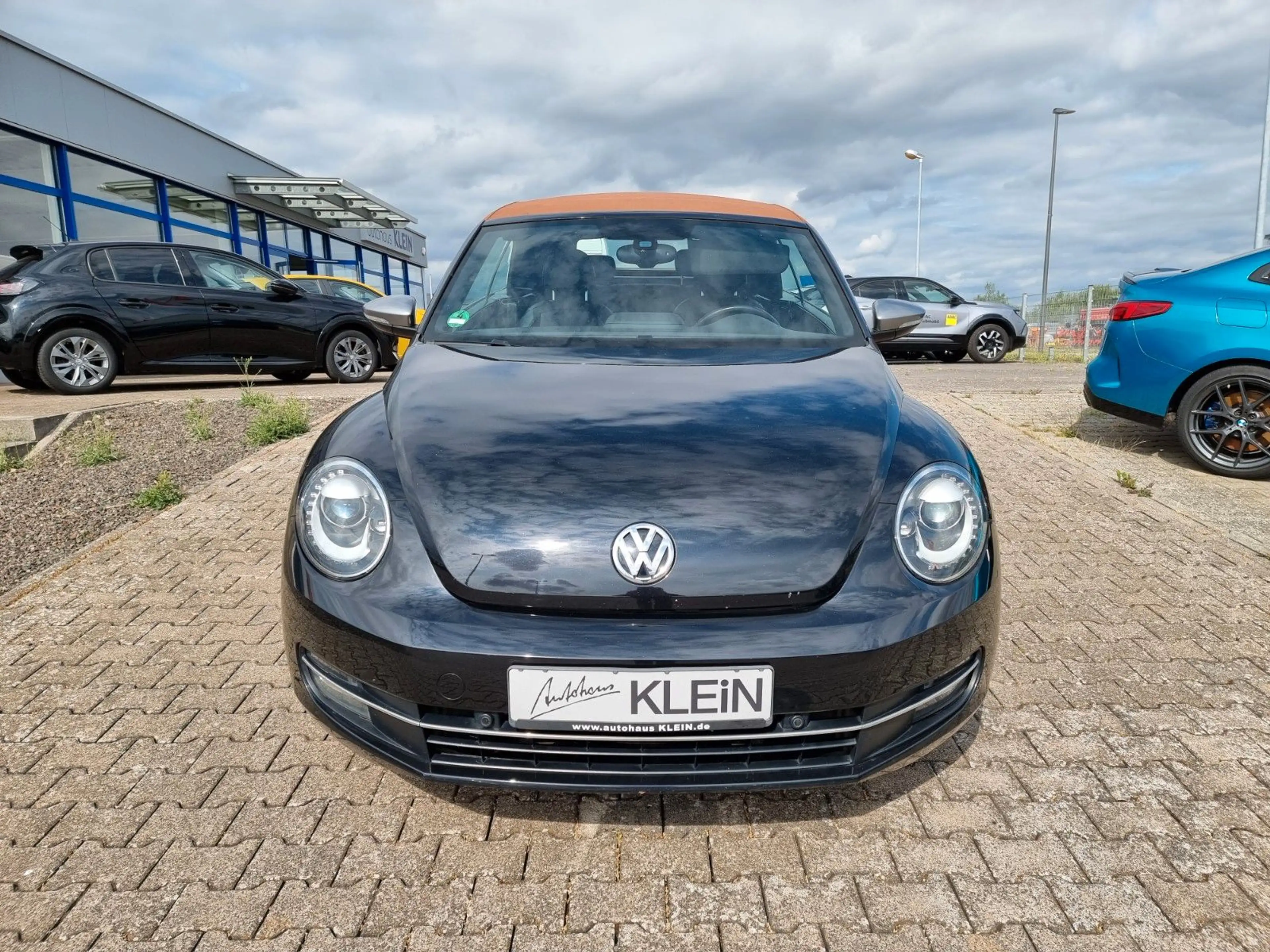 Volkswagen Beetle Cabriolet Karmann BMT *SITZHEIZ*PDC*TEMP*