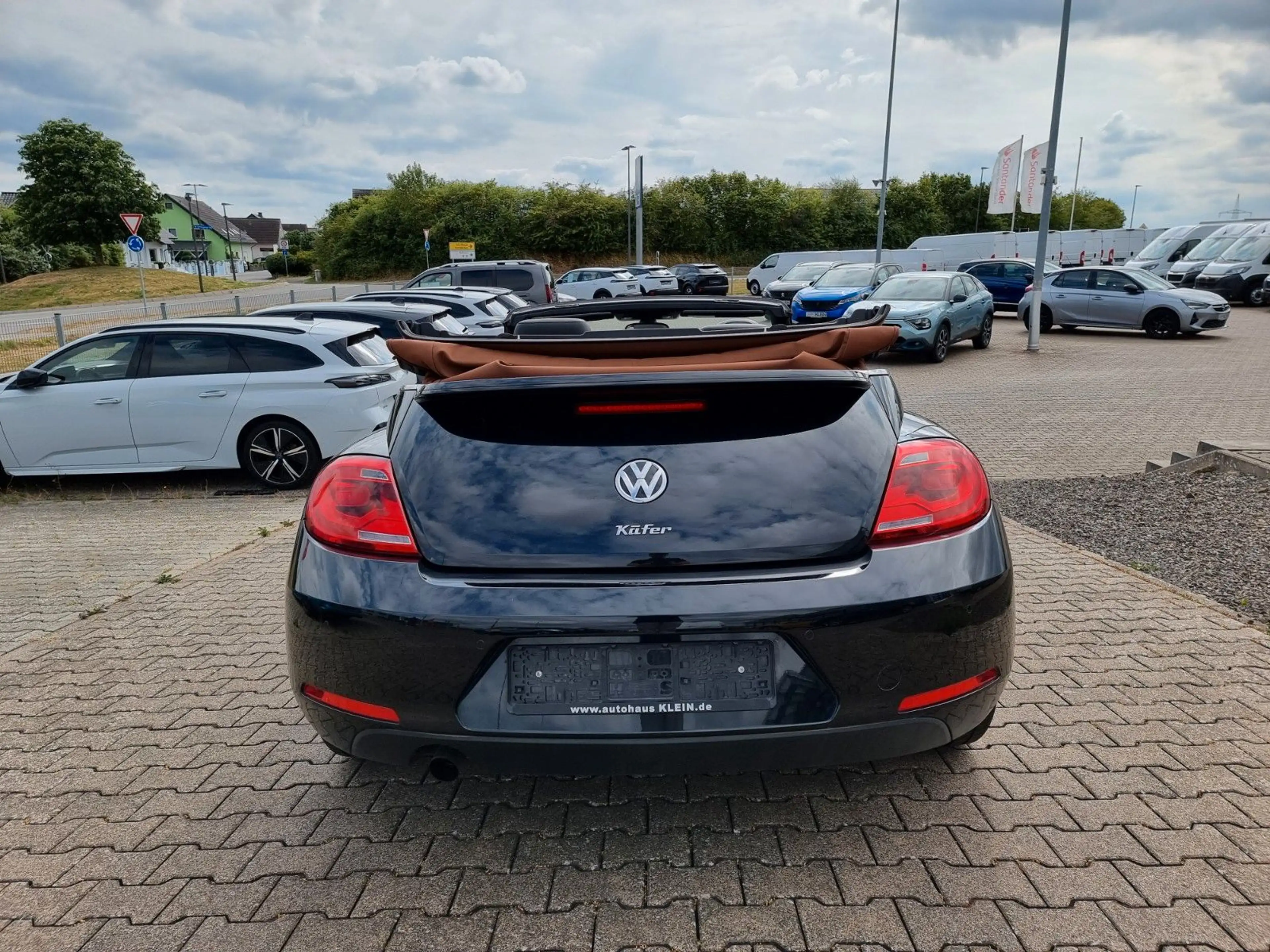 Volkswagen Beetle Cabriolet Karmann BMT *SITZHEIZ*PDC*TEMP* — photo 13