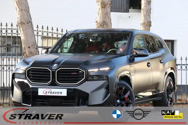BMW XM PHEV Label Red 30 kWh |M Driver's pack