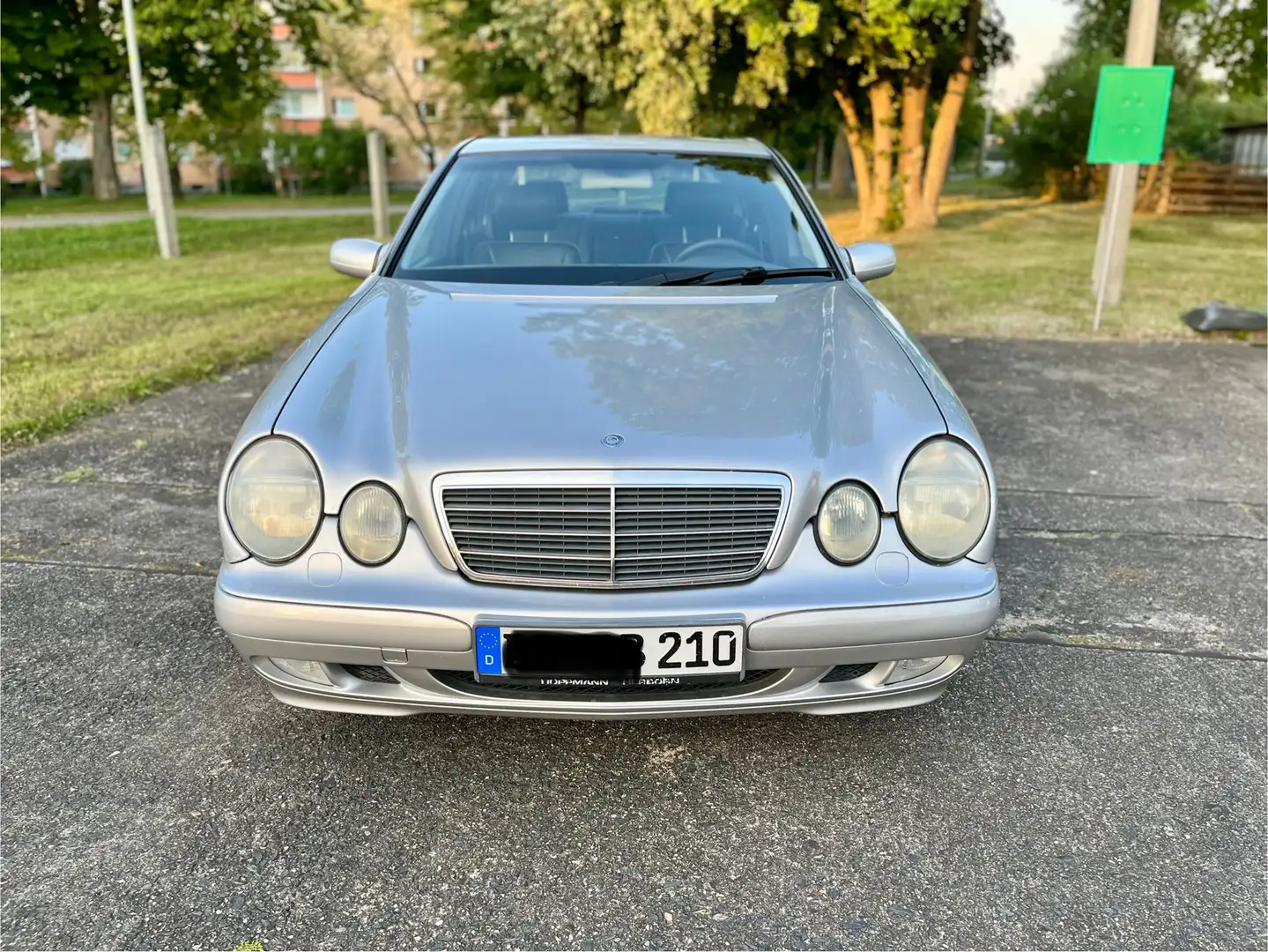 Mercedes-Benz E 220 Xenon, Vollleder, Klimaautomatik Argintiu - 2