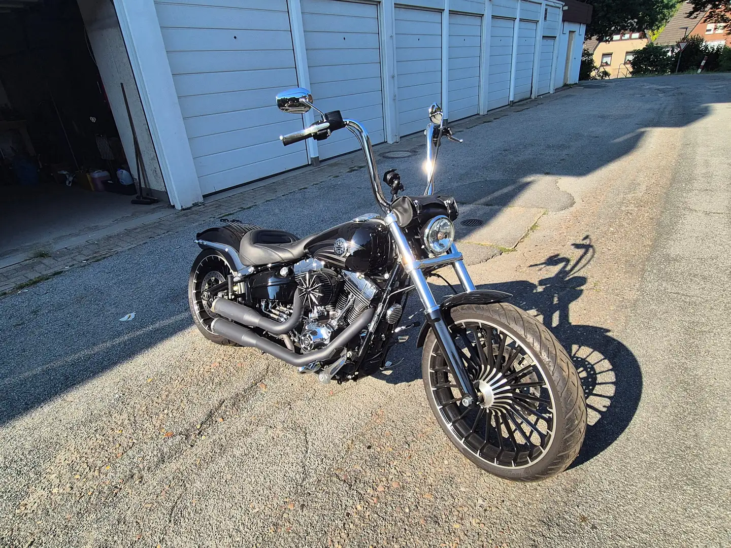 Harley-Davidson CVO Breakout FXSB FS2 Negru - 2