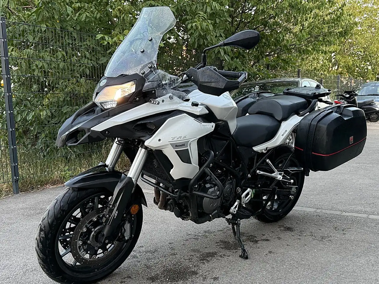 Benelli TRK 502
