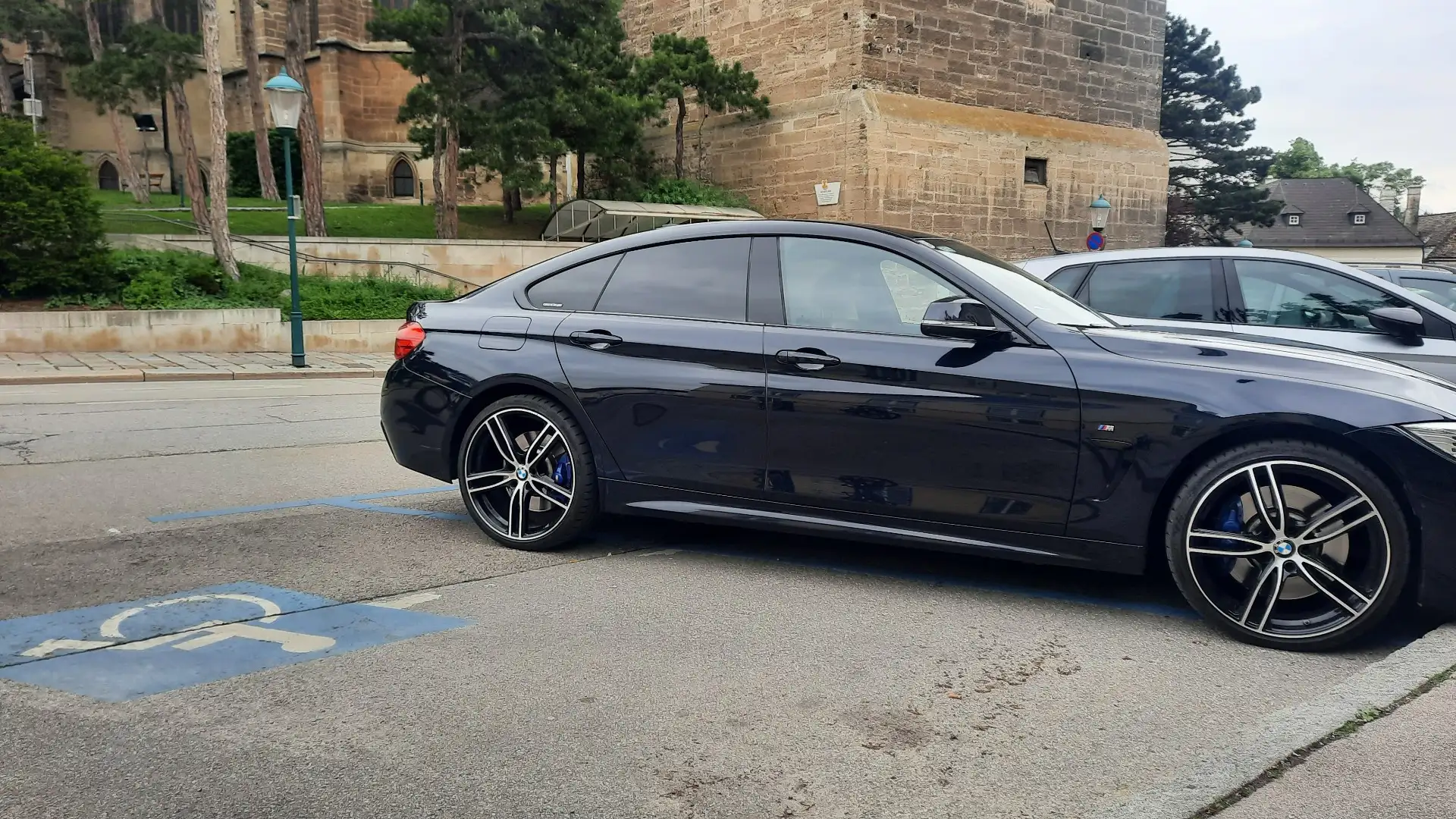 BMW 435 435d xDrive Gran Coupe M Sport Aut. Černá - 2