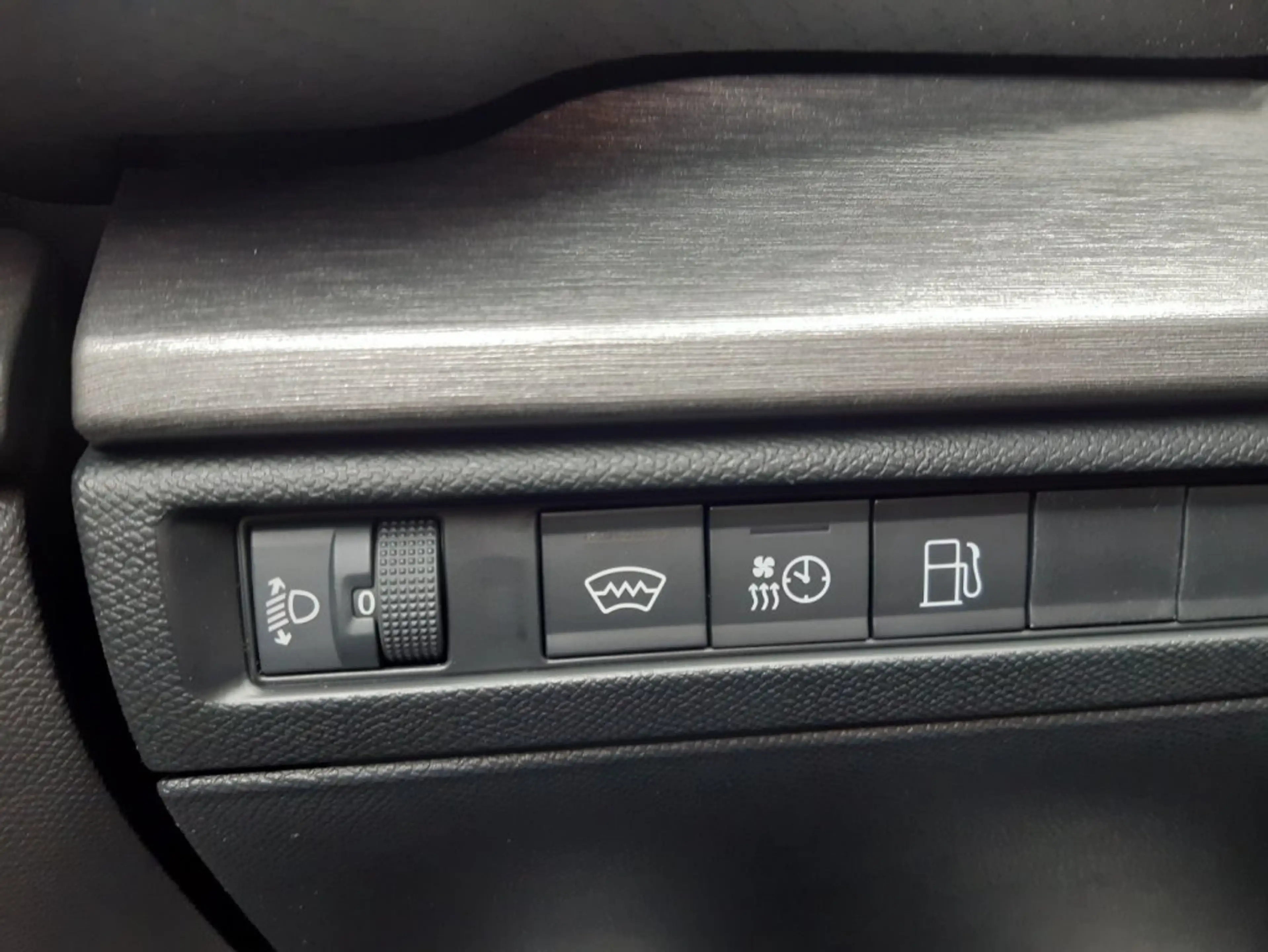 Citroen C5 X Hybrid 225 e-EAT8 Feel — photo 15