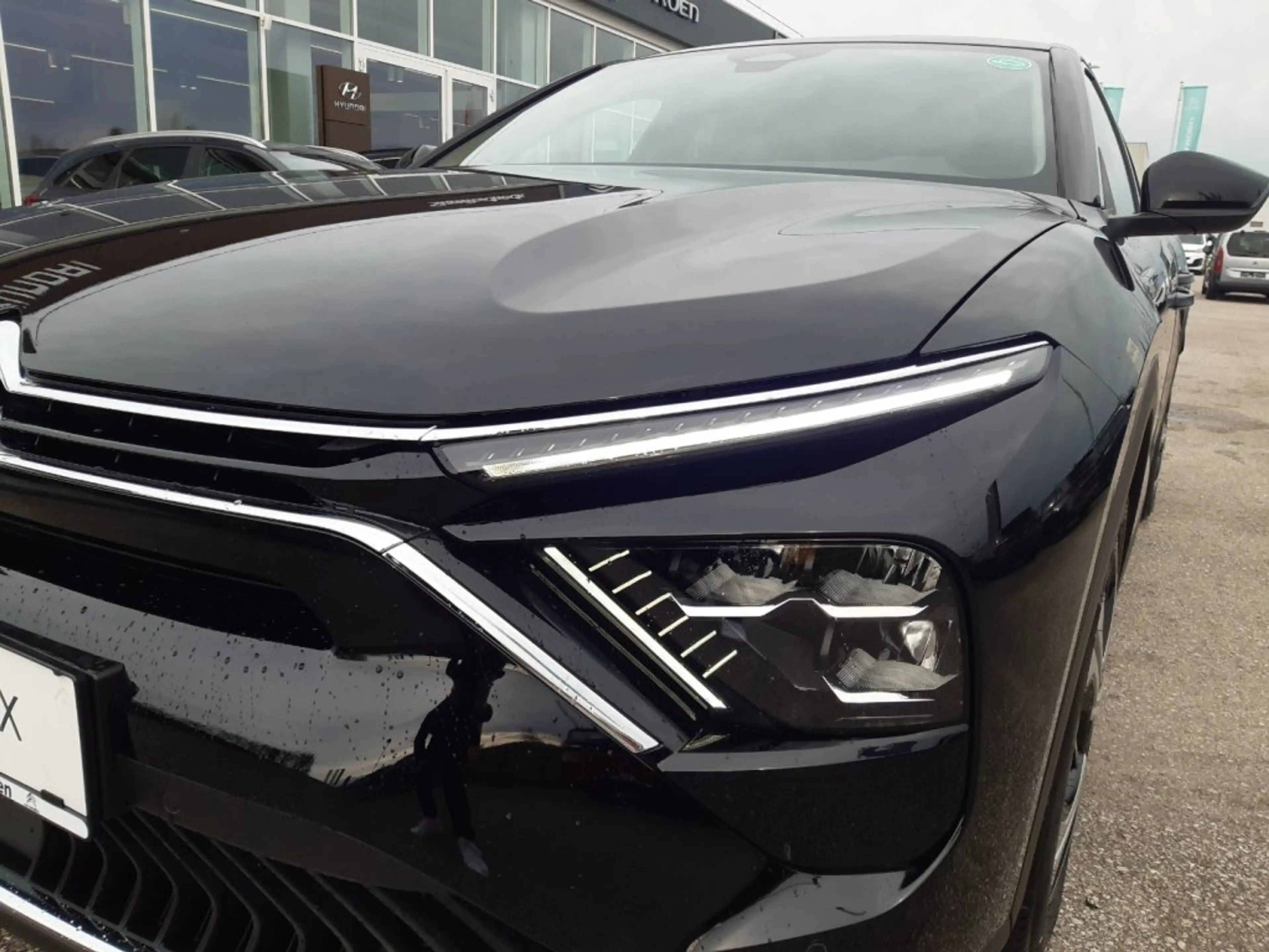 Citroen C5 X Hybrid 225 e-EAT8 Feel — photo 5