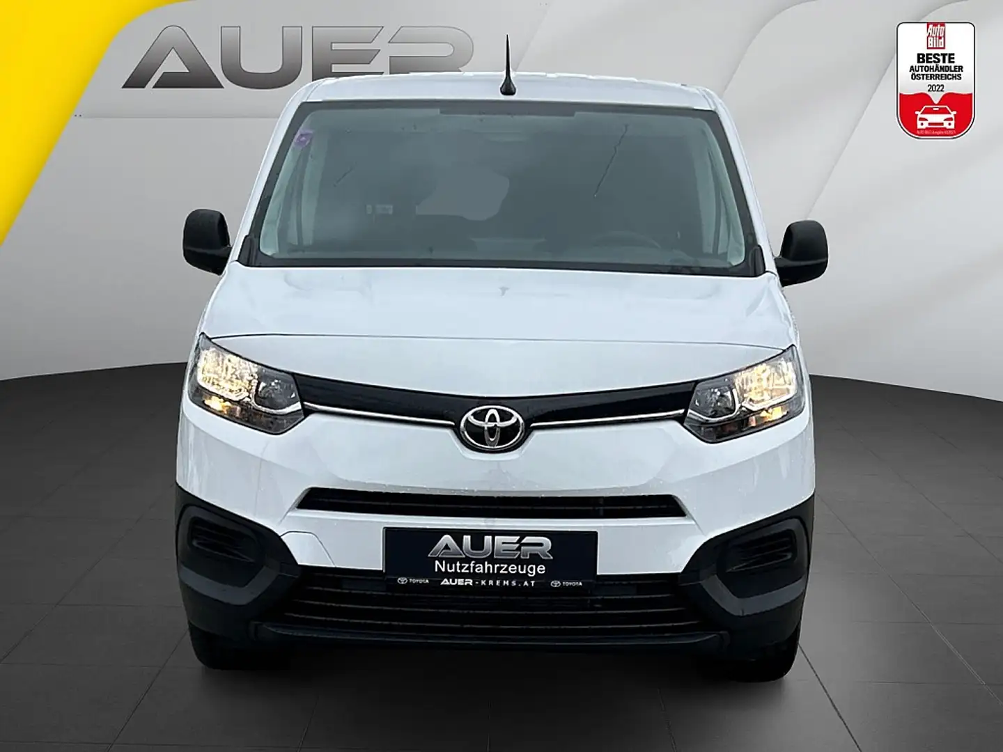 Toyota Proace PRO ACE City Basis L1 1,5 CDTI 102 PS Schwarz - 2