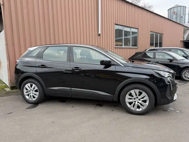 Peugeot 3008 BlueHDi 130 Stop & Start EAT8 Active