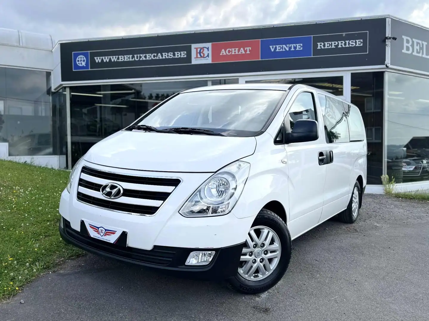 Hyundai H-1 2.5 CRDi*TVAC*6-PLACES*ATTACHE-REMORQUE*EU6B Bianco - 1