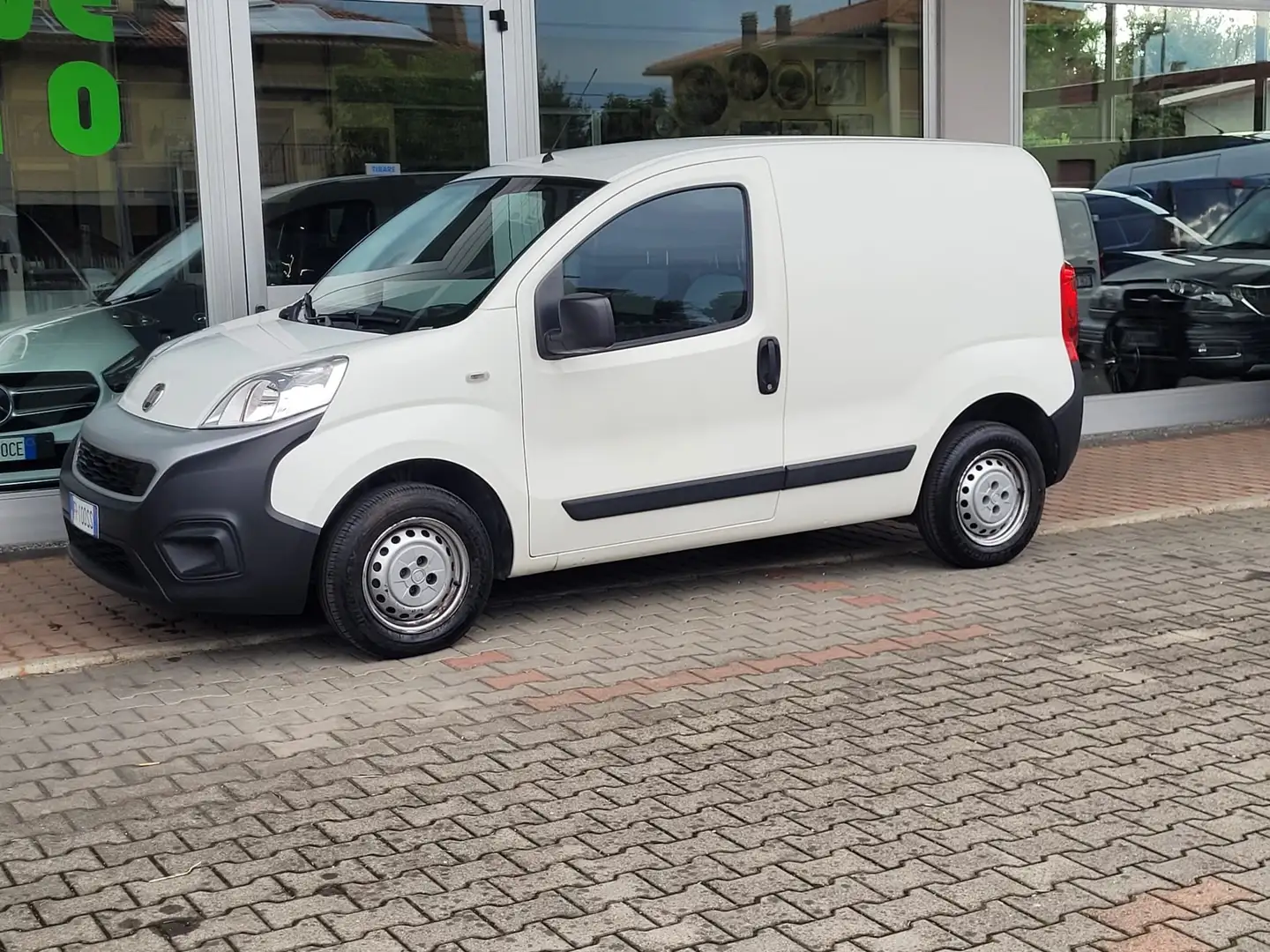 Fiat Fiorino 1.3 mtj 80cv E6 SX Blanc - 1
