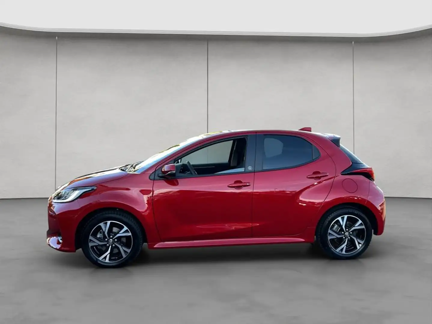 Toyota Yaris Hybrid 1.5 VVT-i Team Deutschland Rouge - 2