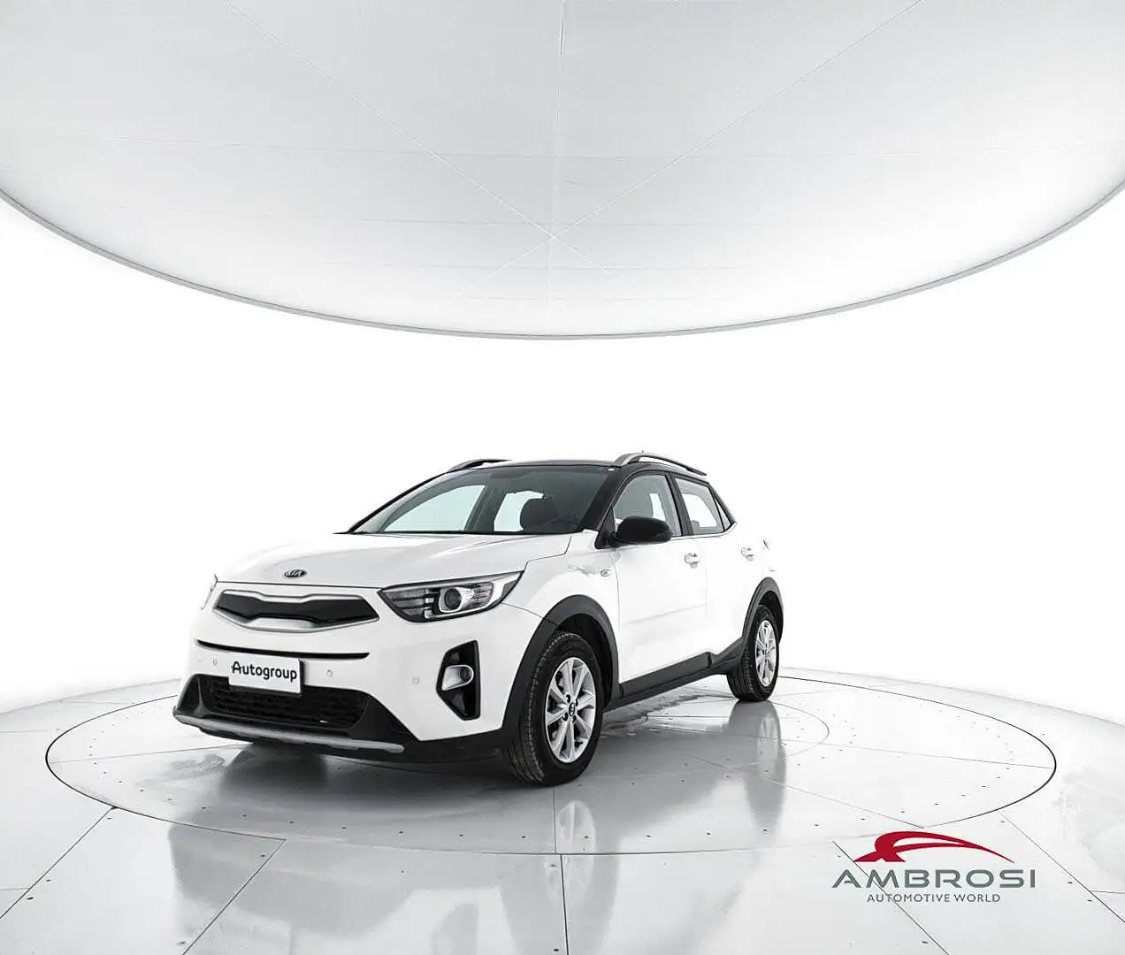 Kia Stonic 1.4 MPI 100 CV Style Blanco - 1