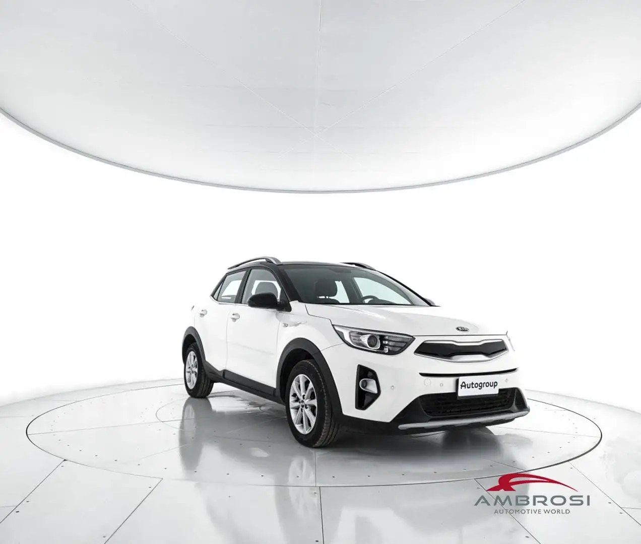 Kia Stonic 1.4 MPI 100 CV Style Blanco - 2
