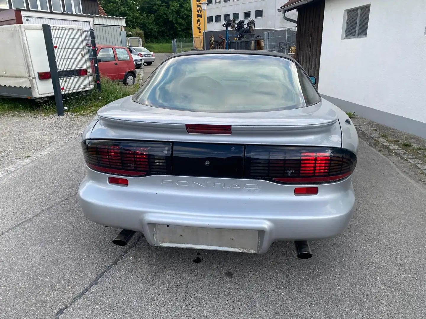 Pontiac Firebird 3.4 V6 Targa Silber - 2