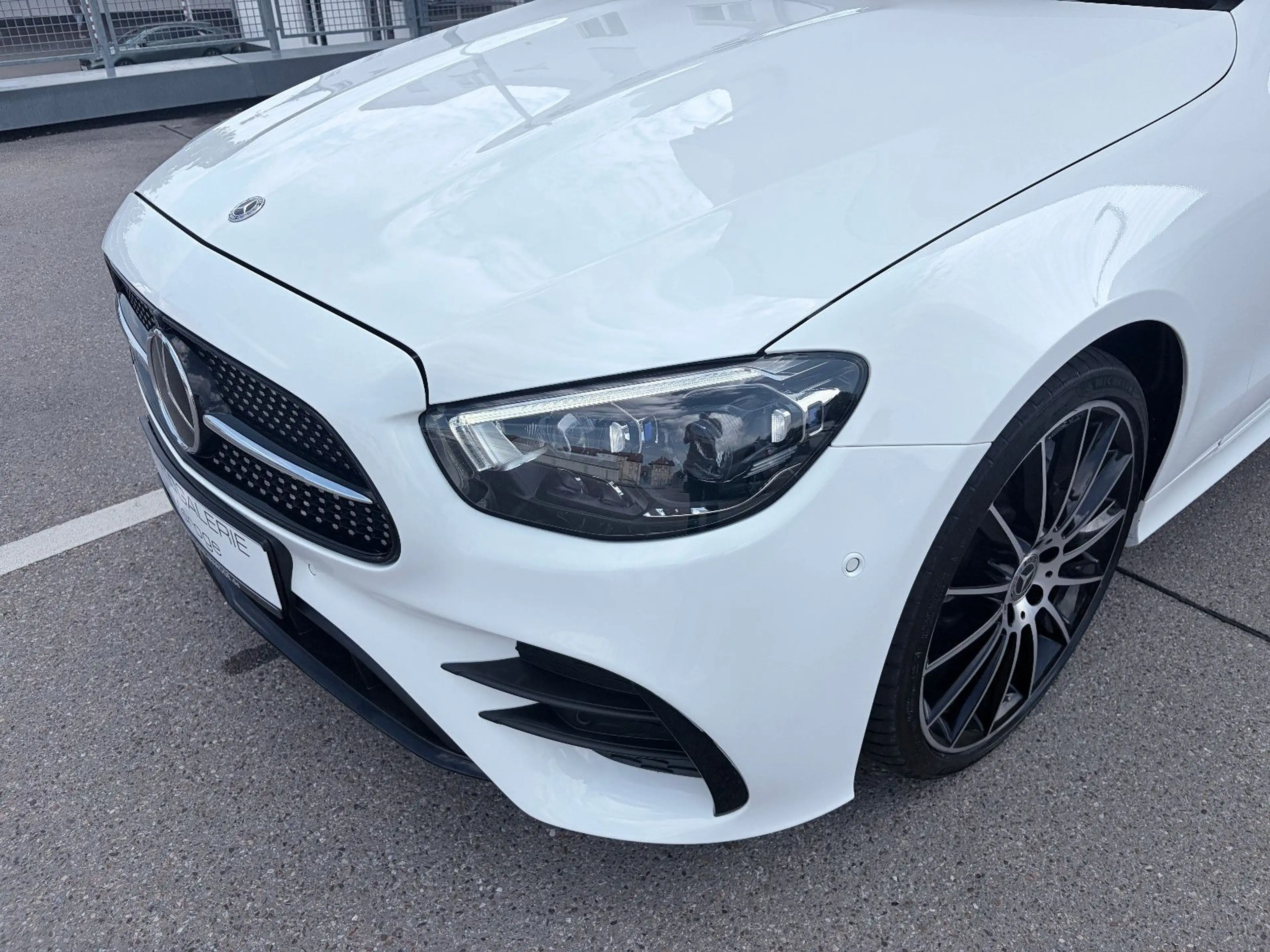 Mercedes-Benz E 450 4M AMG LINE PANO/360°/BURMESTER/DISTRONIC — photo 10