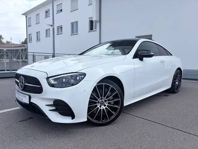 Mercedes-Benz E 450 4M AMG LINE PANO/360°/BURMESTER/DISTRONIC