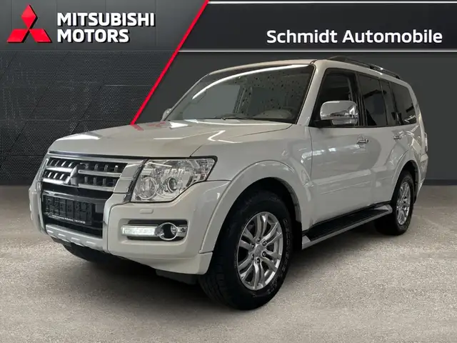 Mitsubishi Pajero 3.2 DI-D Top 4WD Rockford AHK Navi Kamera