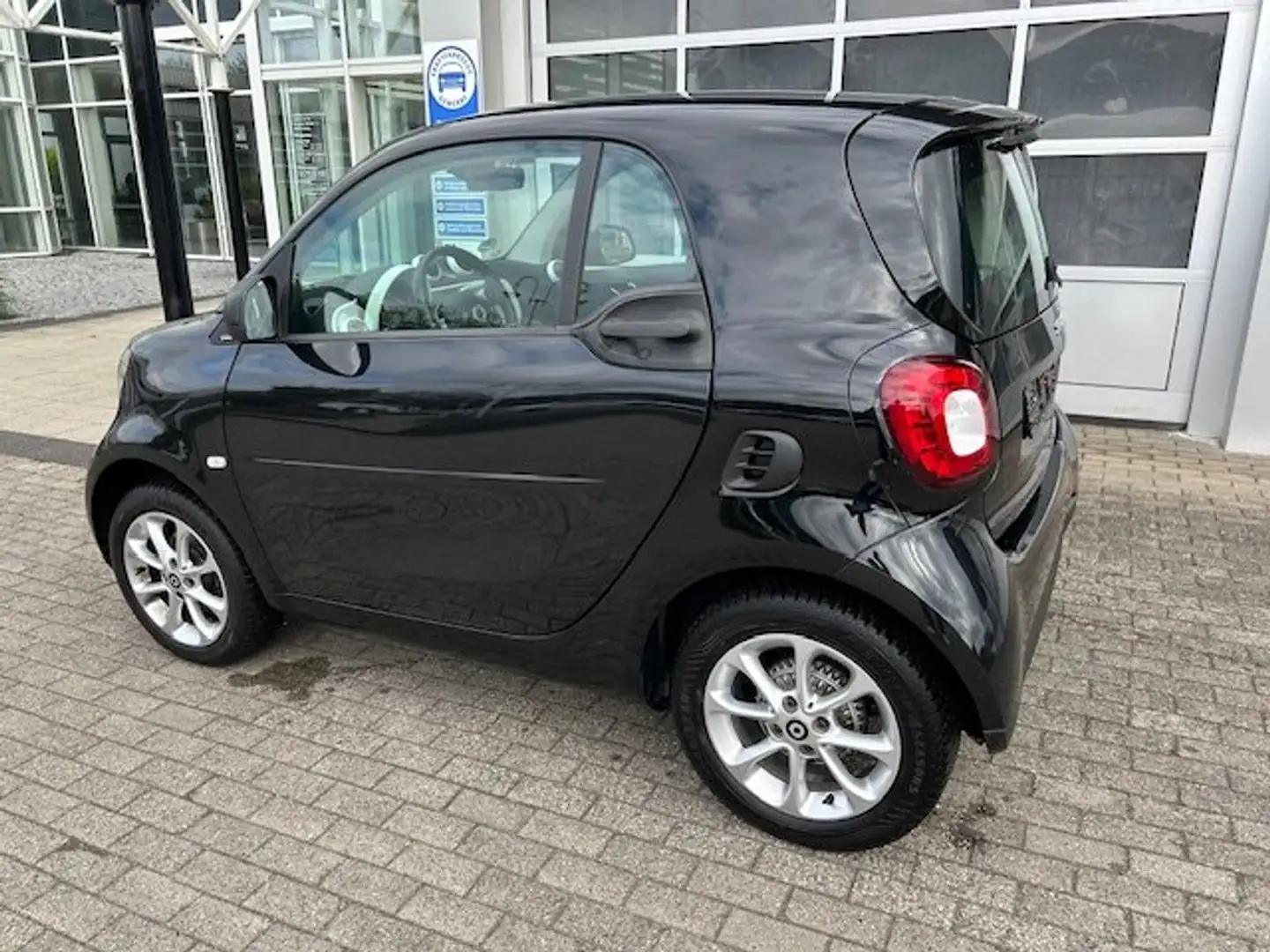 smart forTwo PASSION*PANO-DACH*SHZ*LM 15"* Negro - 2