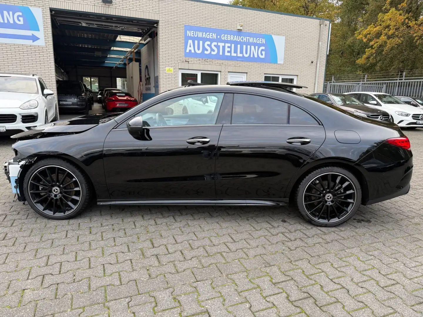 Mercedes-Benz CLA 220 d Coupe AMG Night*Pano*Ambiente*Distronic Noir - 2