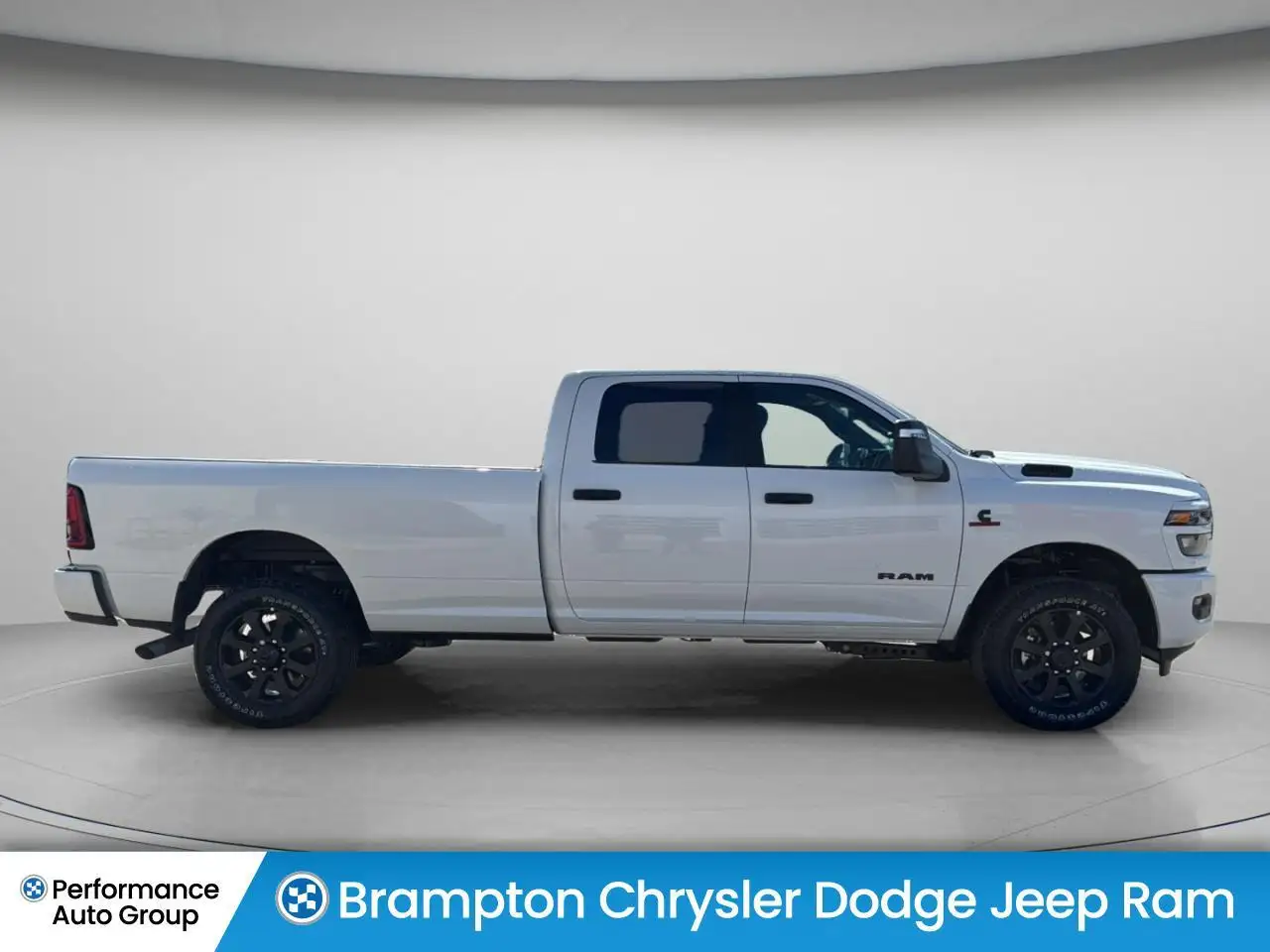 RAM 2500 снимка RAM 2500