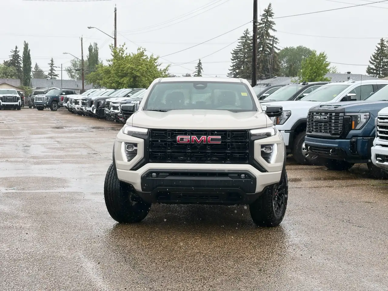 GMC Canyon снимка GMC Canyon