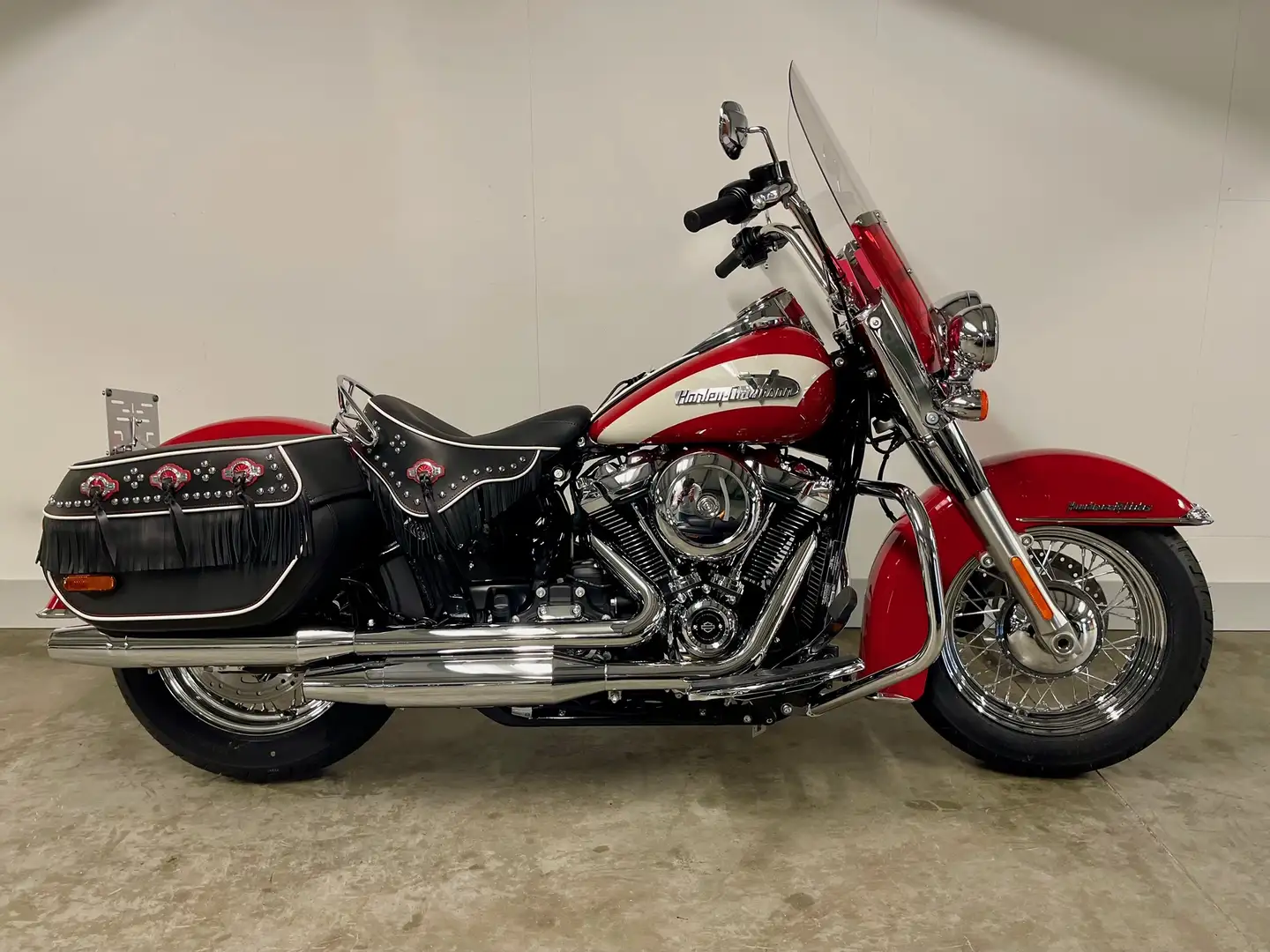 Harley-Davidson Hydra Glide SOFTAIL FLI REVIVAL Rouge - 1