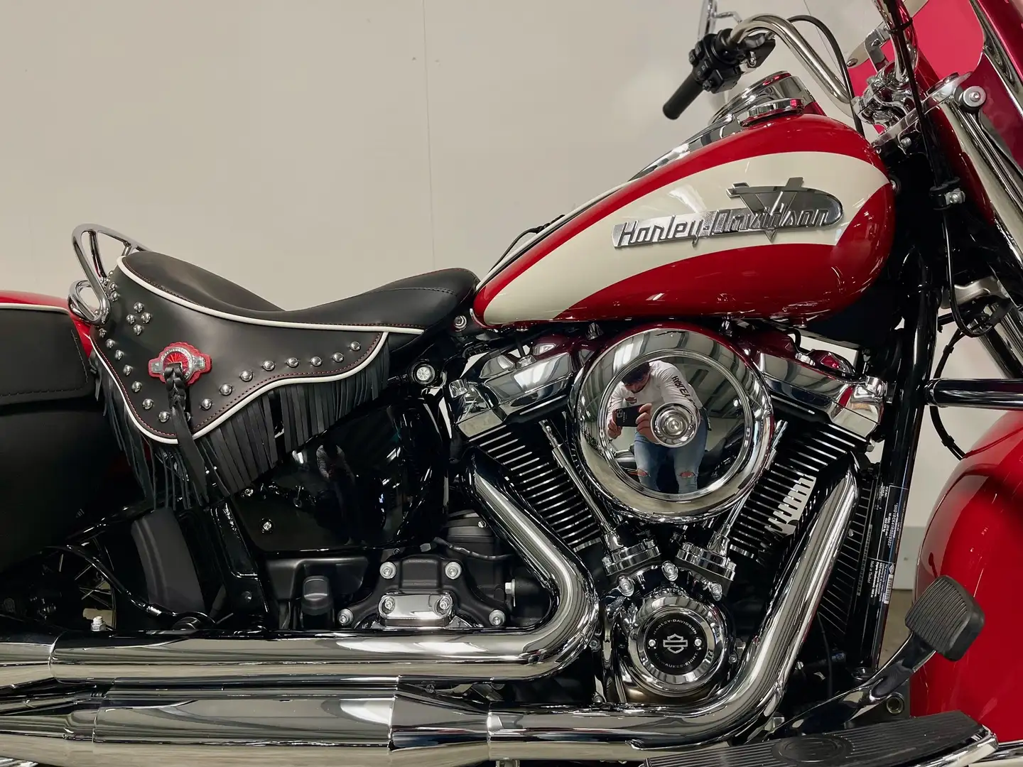 Harley-Davidson Hydra Glide SOFTAIL FLI REVIVAL Rouge - 2