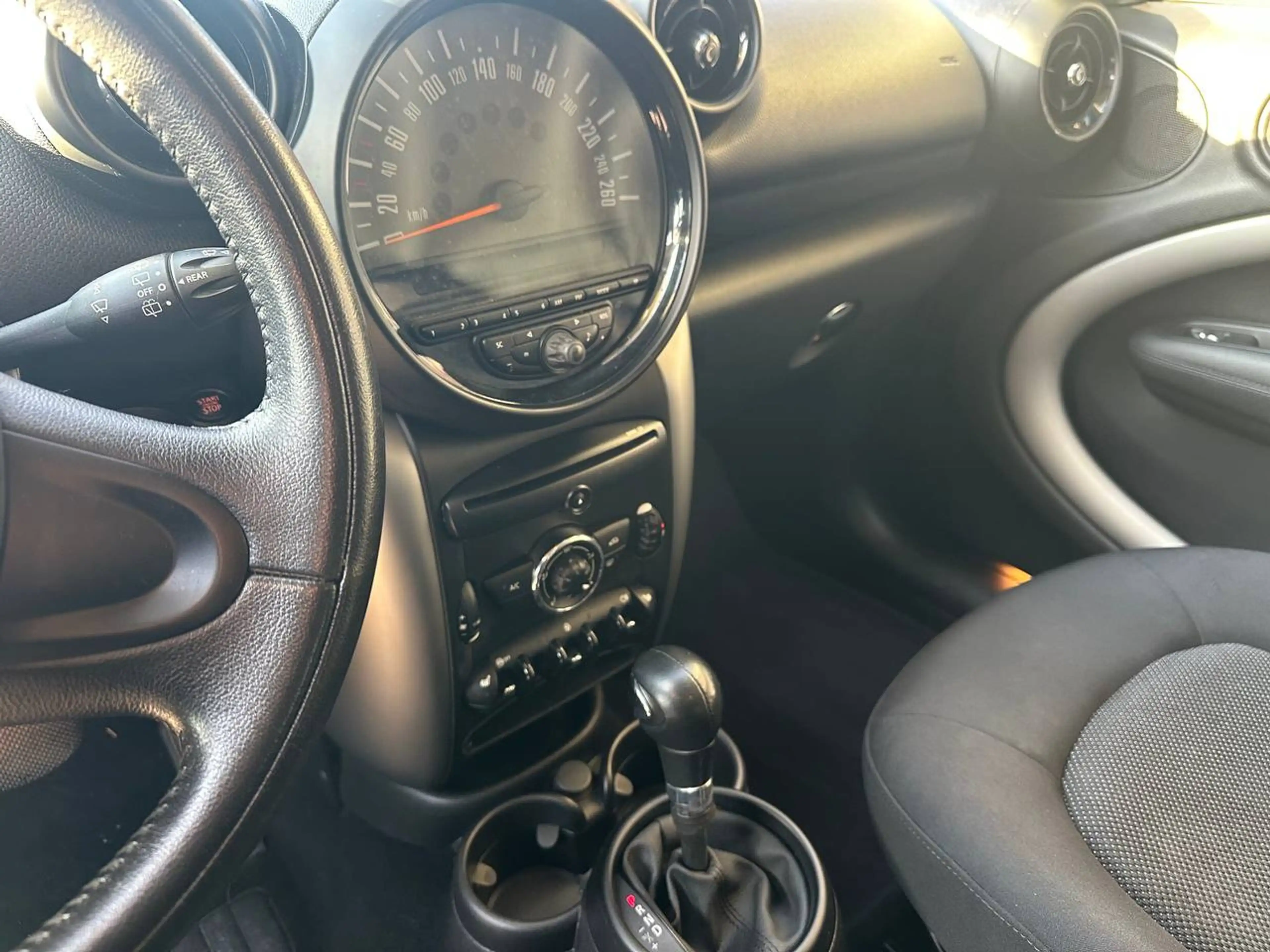 MINI One Countryman Mini Countryman 1.6i One * AUTOMATIQUE !! * — photo 11