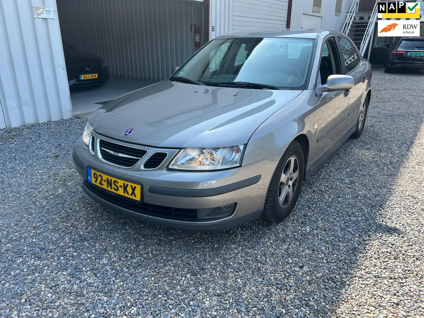 Saab 9-3 Sport Sedan 1.8t Linear Grijs - 1