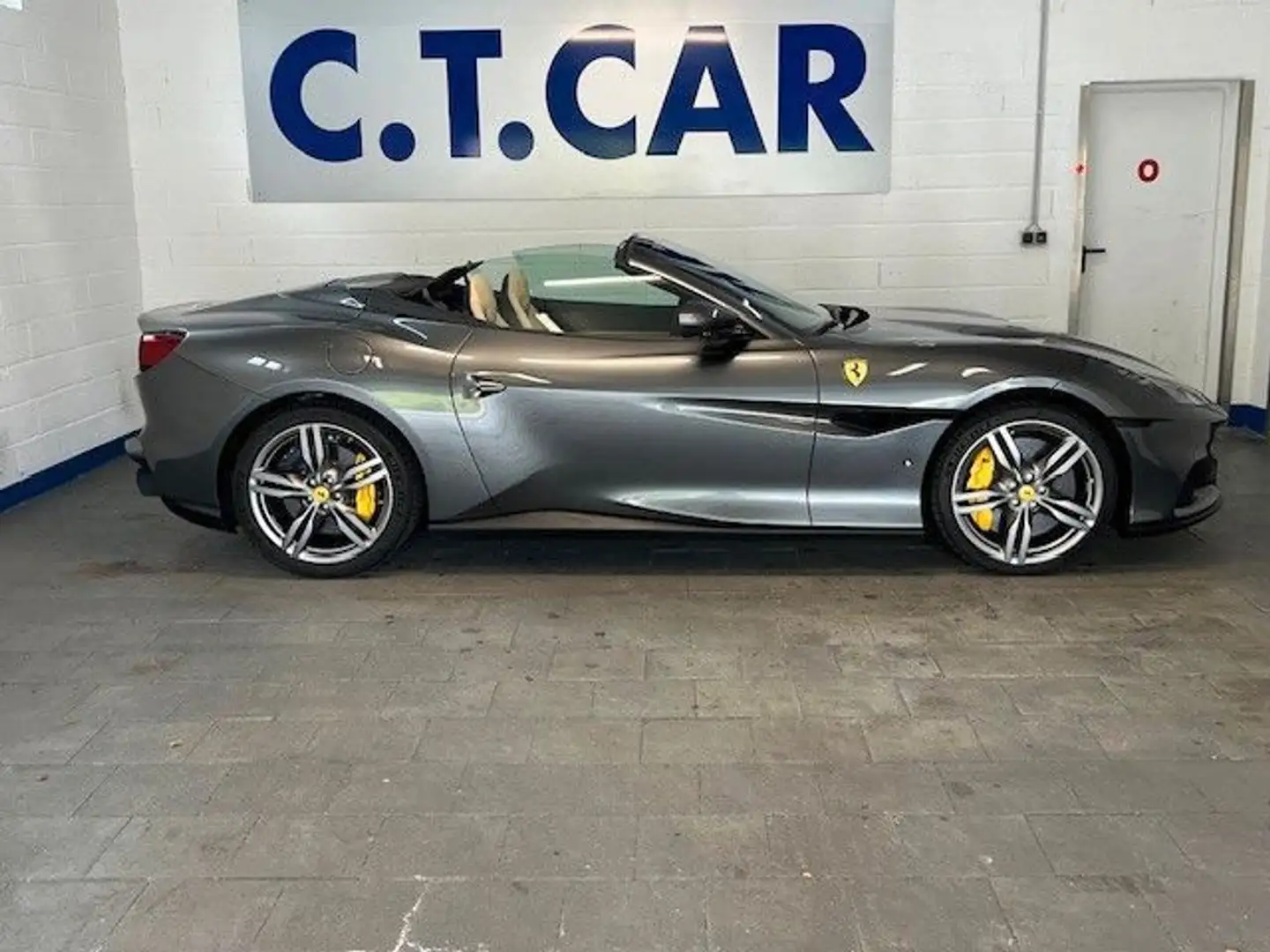 Ferrari Portofino 3.9 T V8 M DCT/Maintenance 7Jahre/1Hand Gris - 2