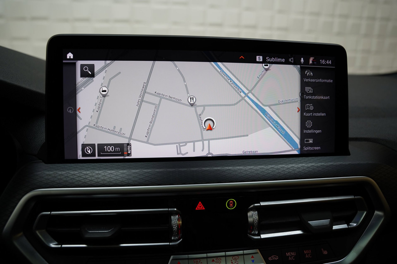 BMW X4 XDrive20i M SPORT PANO LASER SFEERVERLICHTING CAM — photo 38