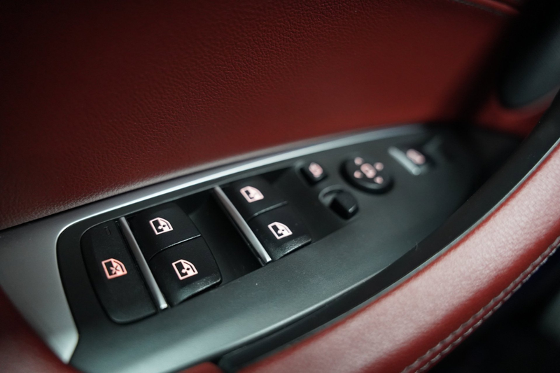 BMW X4 XDrive20i M SPORT PANO LASER SFEERVERLICHTING CAM — photo 44