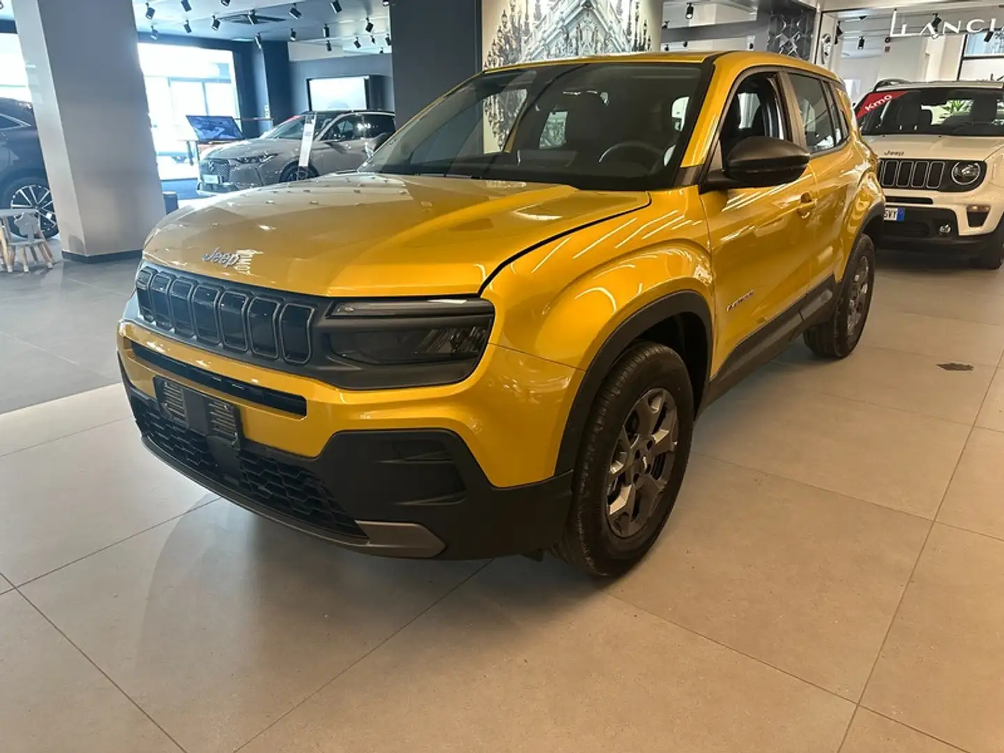 Jeep Avenger 1.2 Turbo Longitude - 1