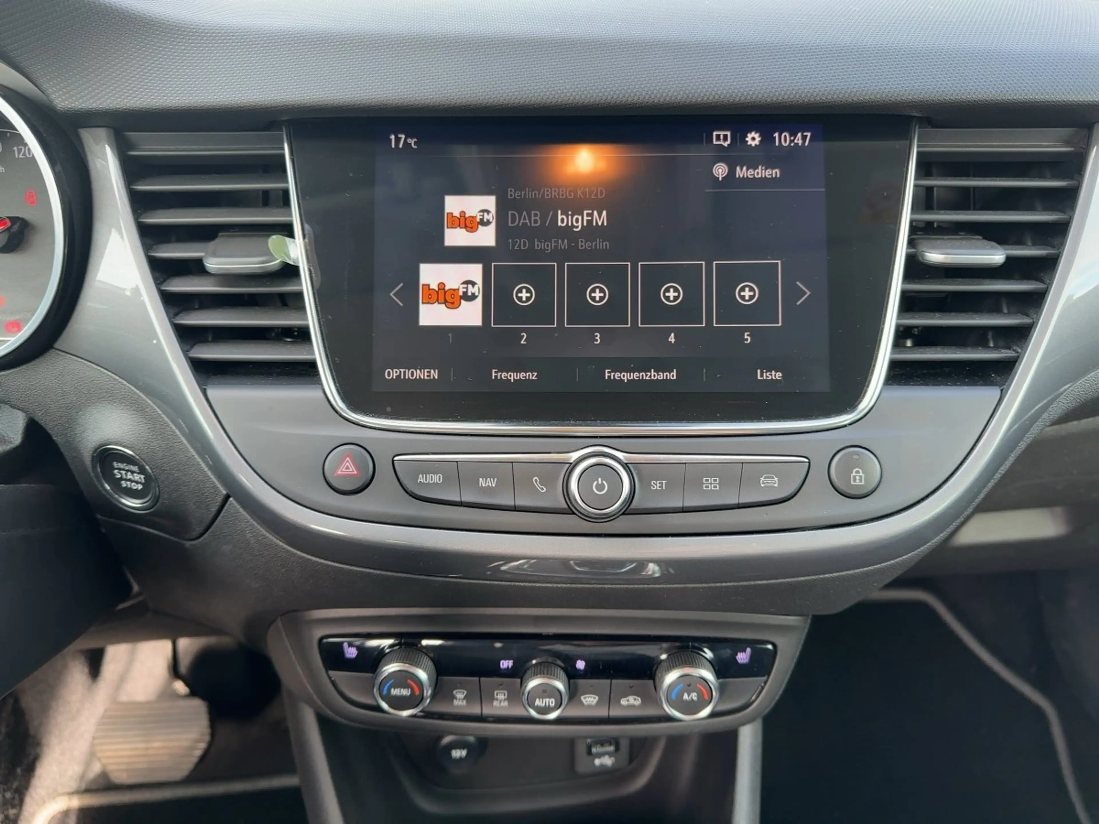 Opel Crossland Elegance CAM LED NAVI — photo 13