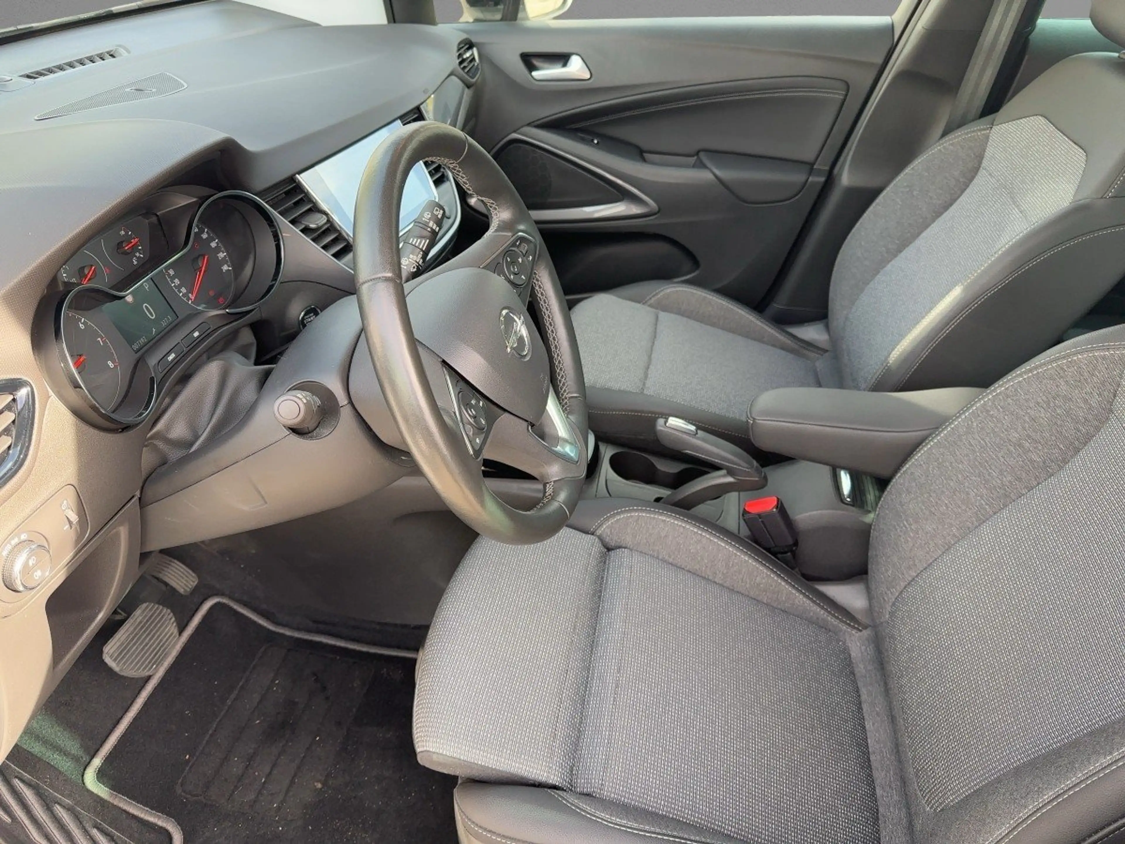 Opel Crossland Elegance CAM LED NAVI — photo 9