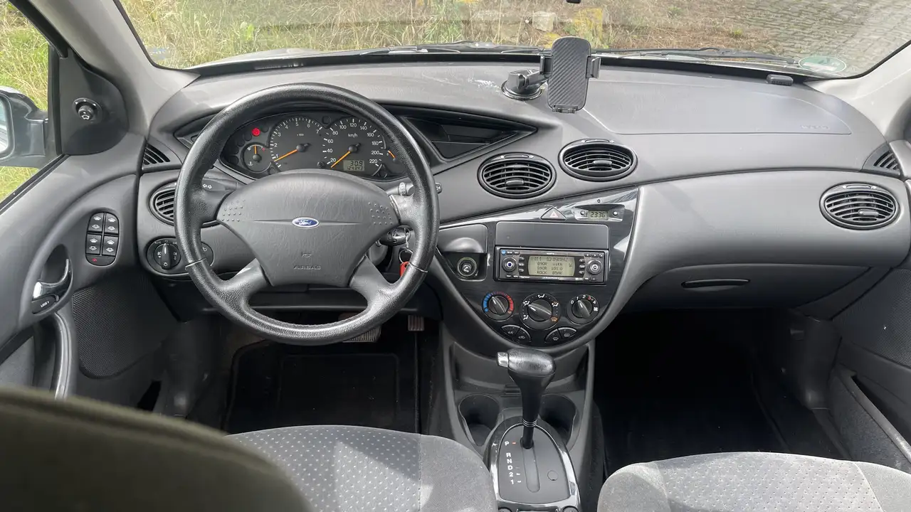 Ford Focus Ghia - Automatik, Sitzheizung, Navigation, foto 8