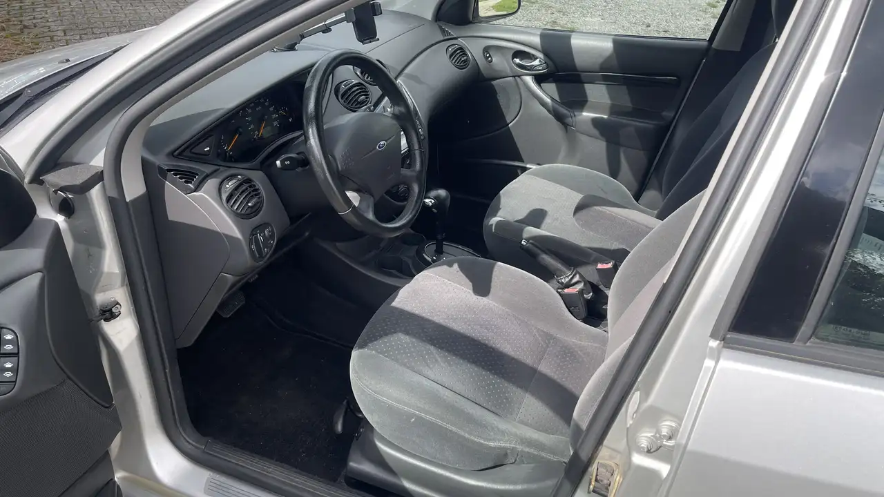 Ford Focus Ghia - Automatik, Sitzheizung, Navigation, foto 7