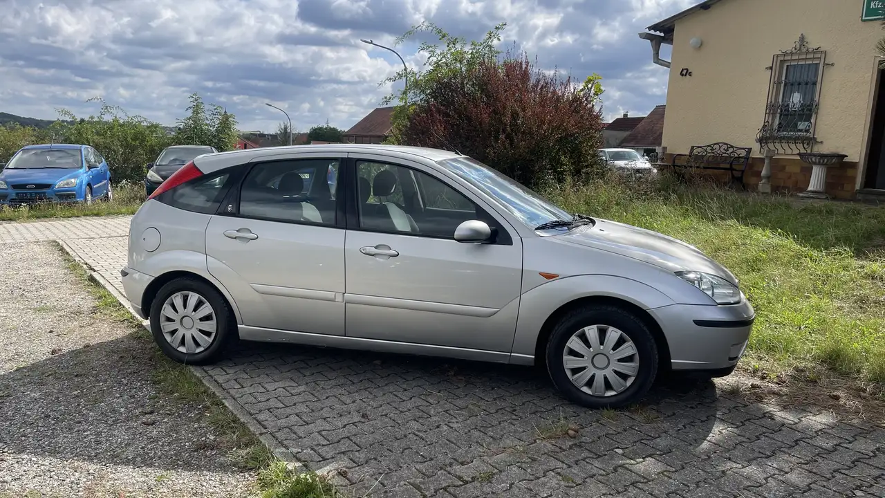 Ford Focus Ghia - Automatik, Sitzheizung, Navigation, foto 5