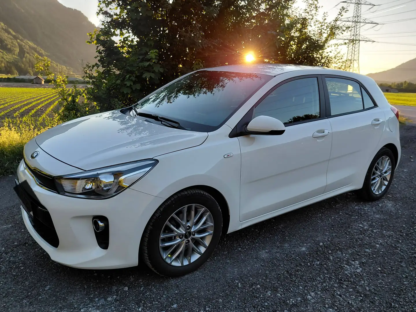 Kia Rio Rio 1,25 MPI Silber ISG Silber Weiß - 1
