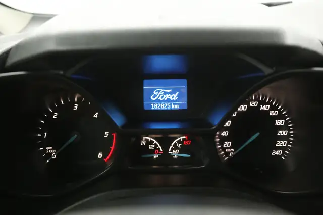 Ford Transit Connect view 12