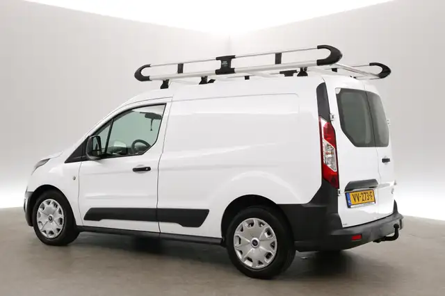 Ford Transit Connect view 4