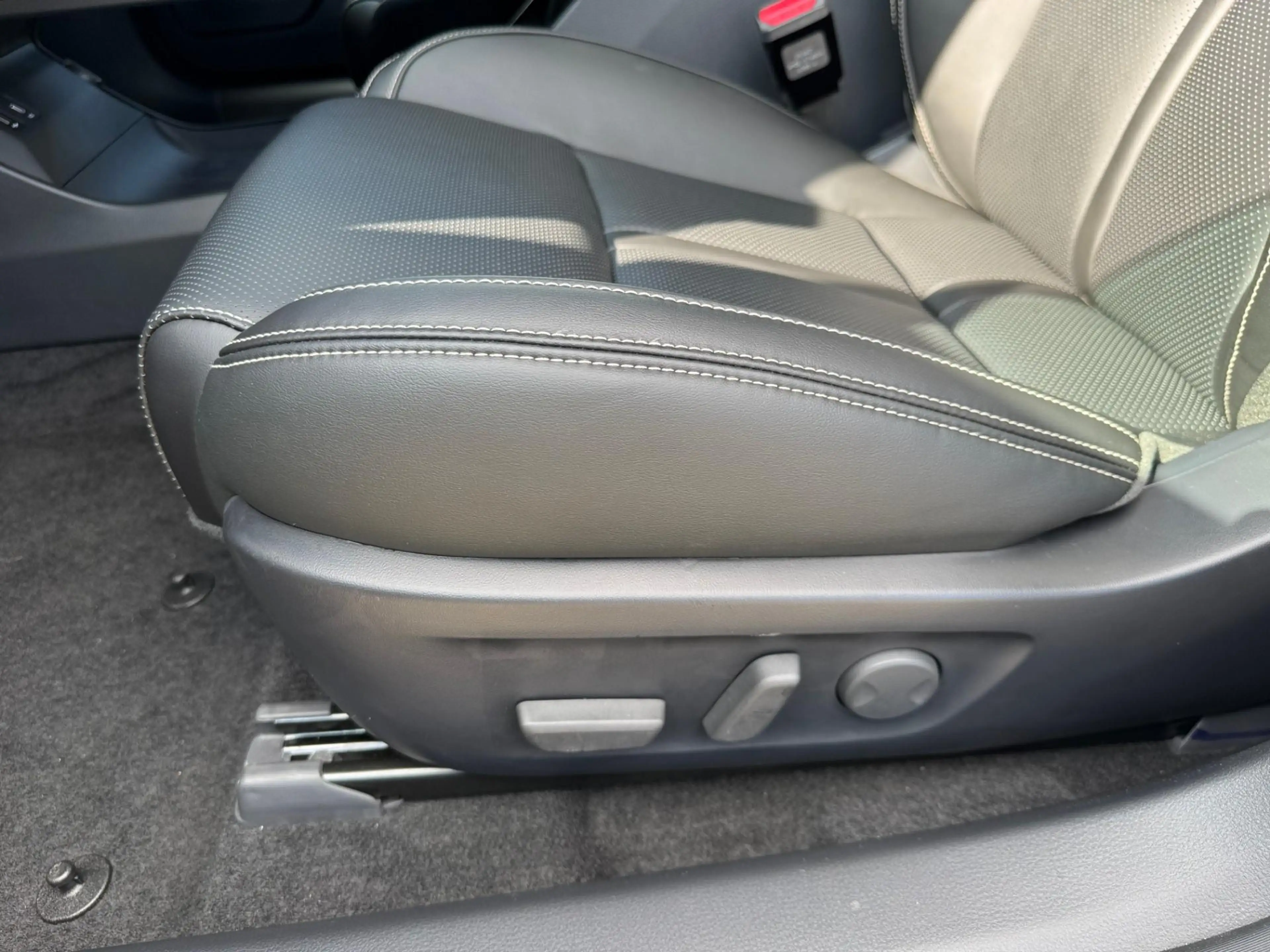 Mazda 6e Takumi Business Edition 68.8 kWh | Rijklaar | 18% — photo 11