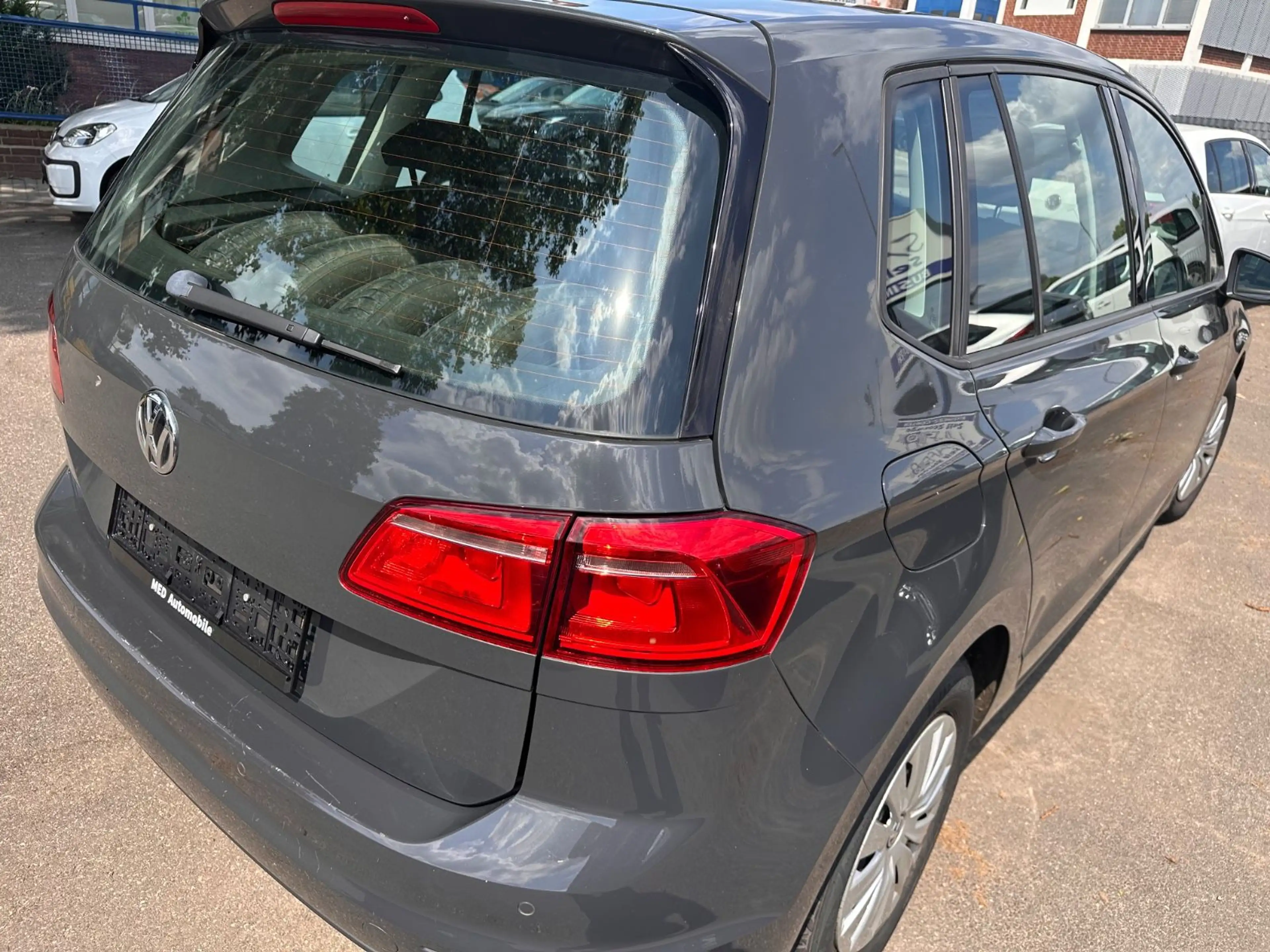 Volkswagen Golf Sportsvan — photo 5