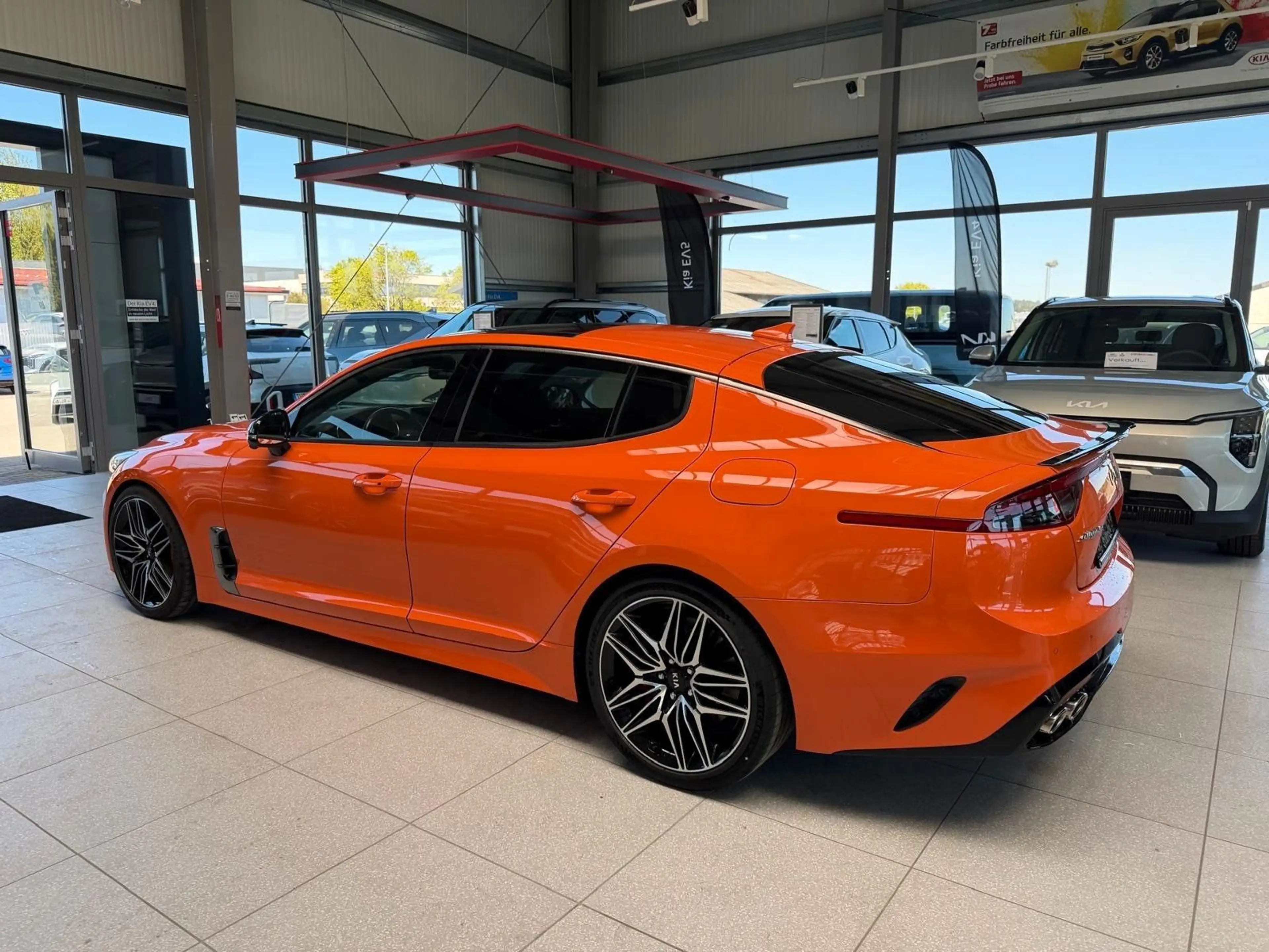 Kia Stinger GT 4WD — photo 5